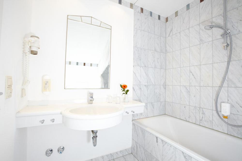 Meeressterne Hotel Residenz In Heringsdorf Ngoại thất bức ảnh